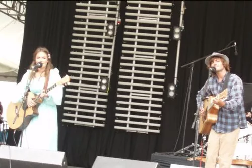 Angus & Julia Stone