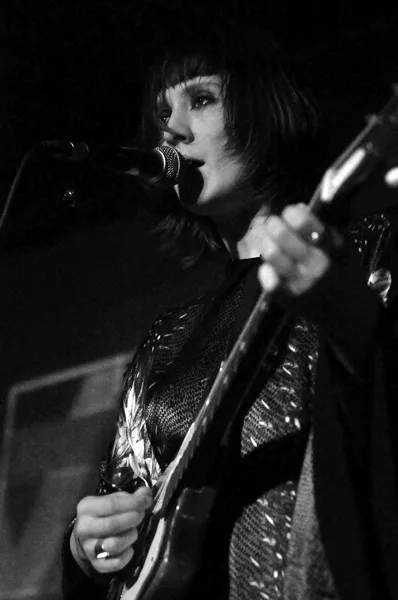 Cate Le Bon