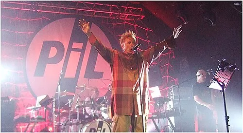 PiL
