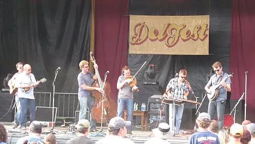 The Infamous Stringdusters