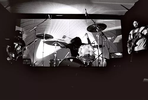 Earthless