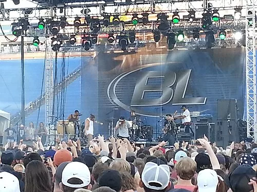 Dirty Heads*